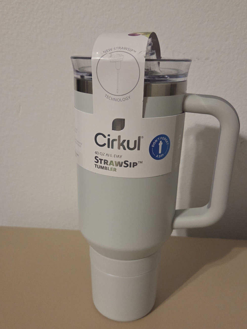 Cirkul Strawsip 40 oz Tumbler - Light Fog Gray Stainless Steel Insulated New